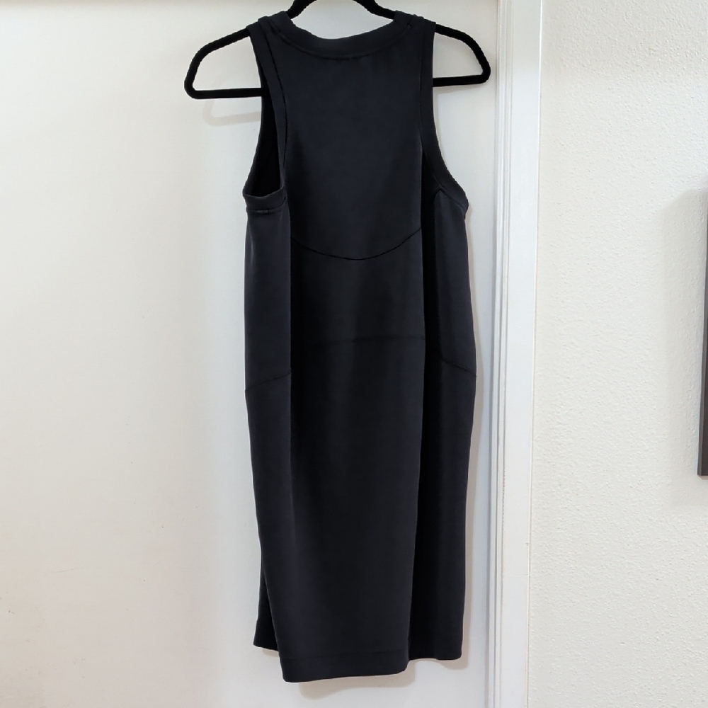 Lululemon Softstreme Back In Action Dress Black EUC - Picture 5 of 7